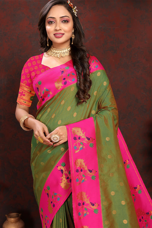 Load image into Gallery viewer, Delightful Green Paithani Silk Saree With Twirling Blouse Piece
