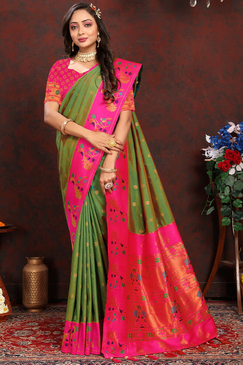 Load image into Gallery viewer, Delightful Green Paithani Silk Saree With Twirling Blouse Piece
