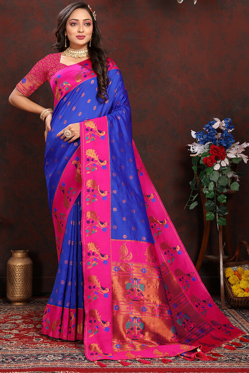 Load image into Gallery viewer, Invaluable Royal Blue Paithani Silk Saree With Skinny Blouse Piece
