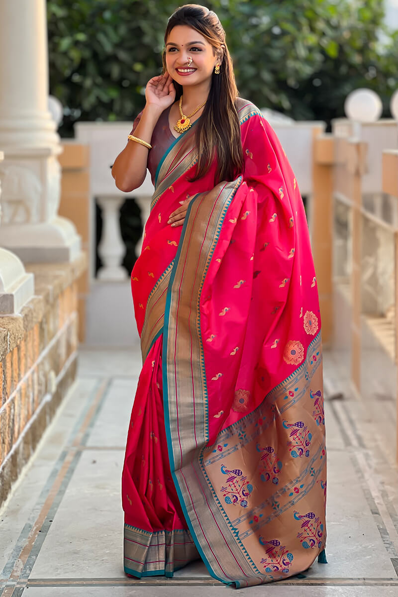Sophisticated Dark Pink Paithani Silk Saree With Pretty Blouse Piece