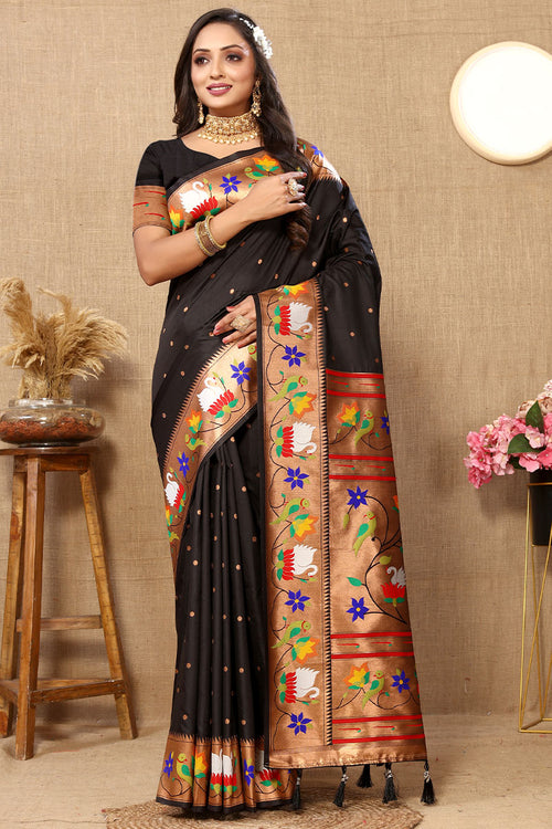 Load image into Gallery viewer, Amazing Black Paithani Silk Saree With Capricious Blouse Piece
