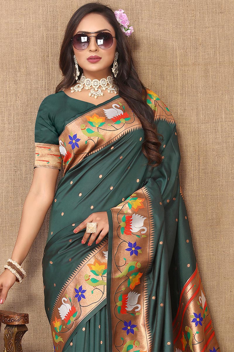 Ravishing Dark Green Paithani Silk Saree With Delightful Blouse Piece