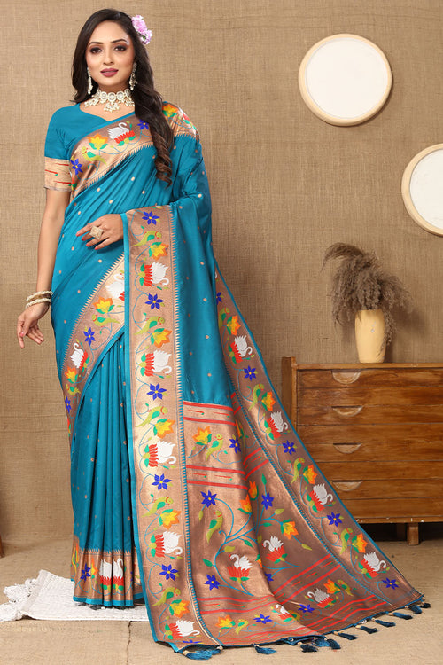 Load image into Gallery viewer, Beleaguer Friozi Paithani Silk Saree With Cynosure Blouse Piece
