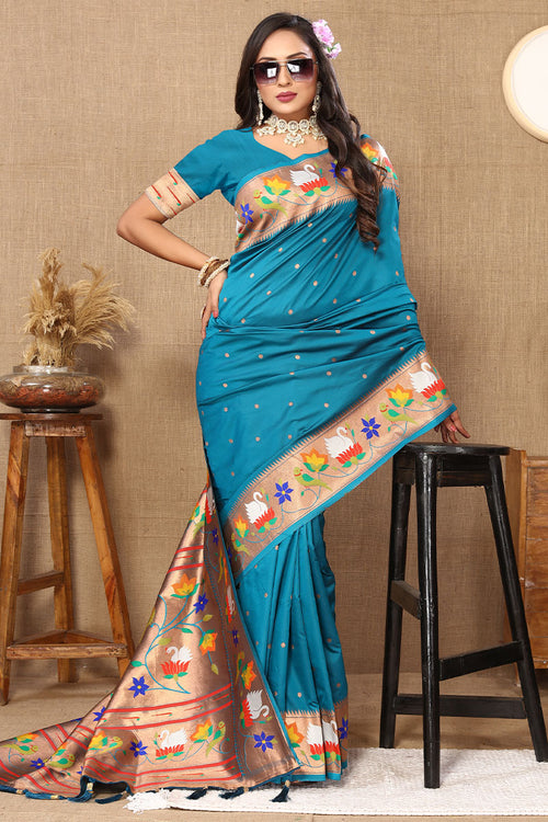 Load image into Gallery viewer, Beleaguer Friozi Paithani Silk Saree With Cynosure Blouse Piece
