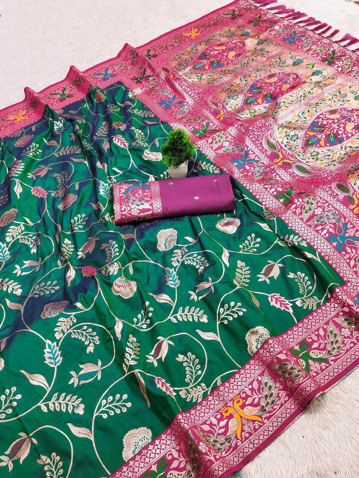 Majestic Green Paithani Silk Saree With Flameboyant Blouse Piece