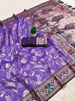 Eloquence Lavender Paithani Silk Saree With Engaging Blouse Piece