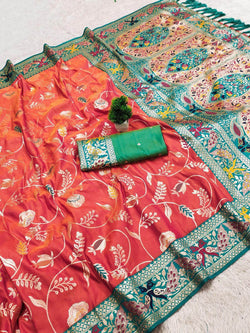 Seraphic Peach Paithani Silk Saree With Adoring Blouse Piece