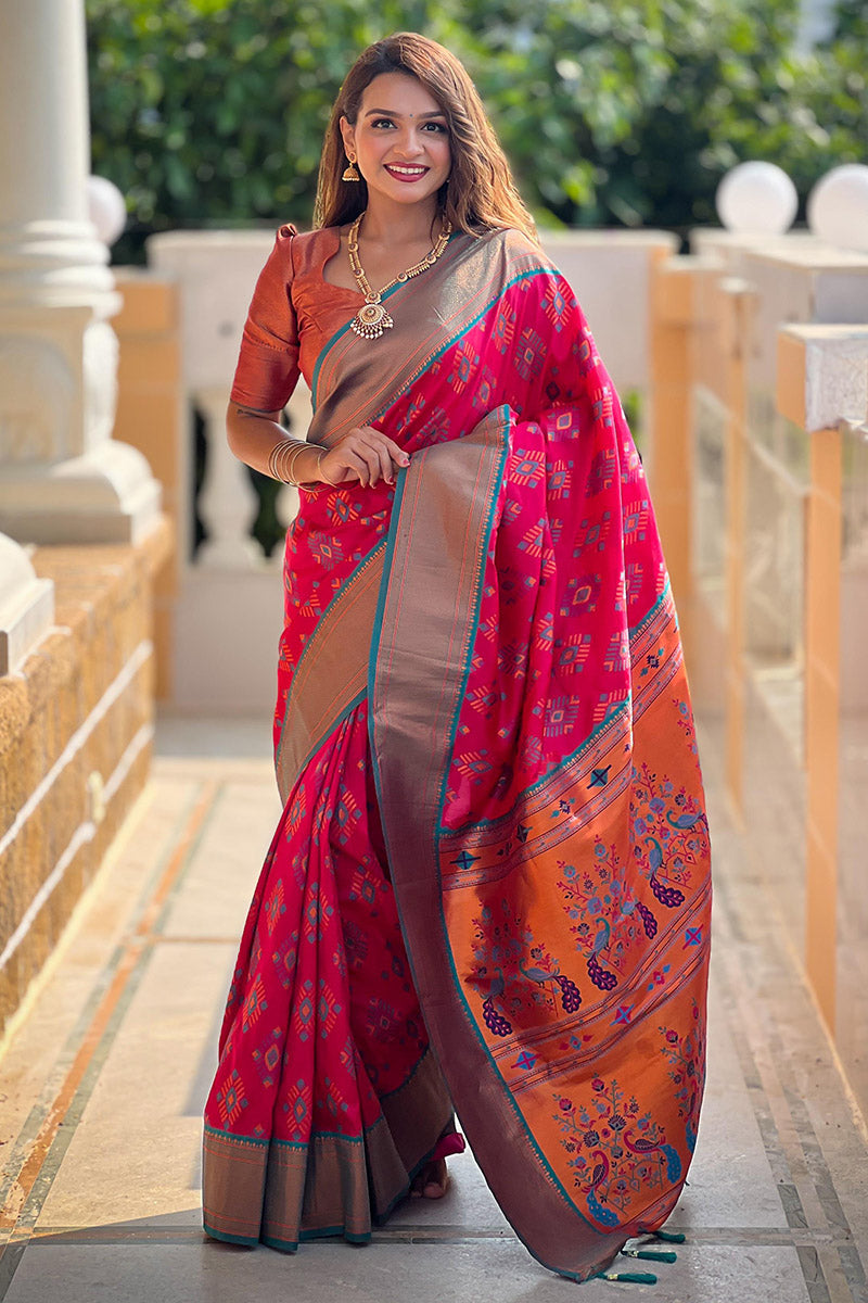 Traditional Dark Pink Paithani Silk Saree With Dalliance Blouse Piece