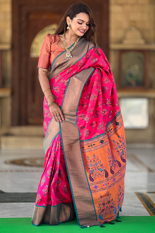 Load image into Gallery viewer, Traditional Dark Pink Paithani Silk Saree With Dalliance Blouse Piece
