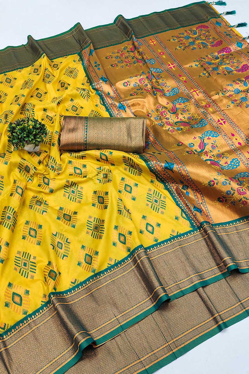 Load image into Gallery viewer, Brood Yellow Paithani Silk Saree With Demure Blouse Piece
