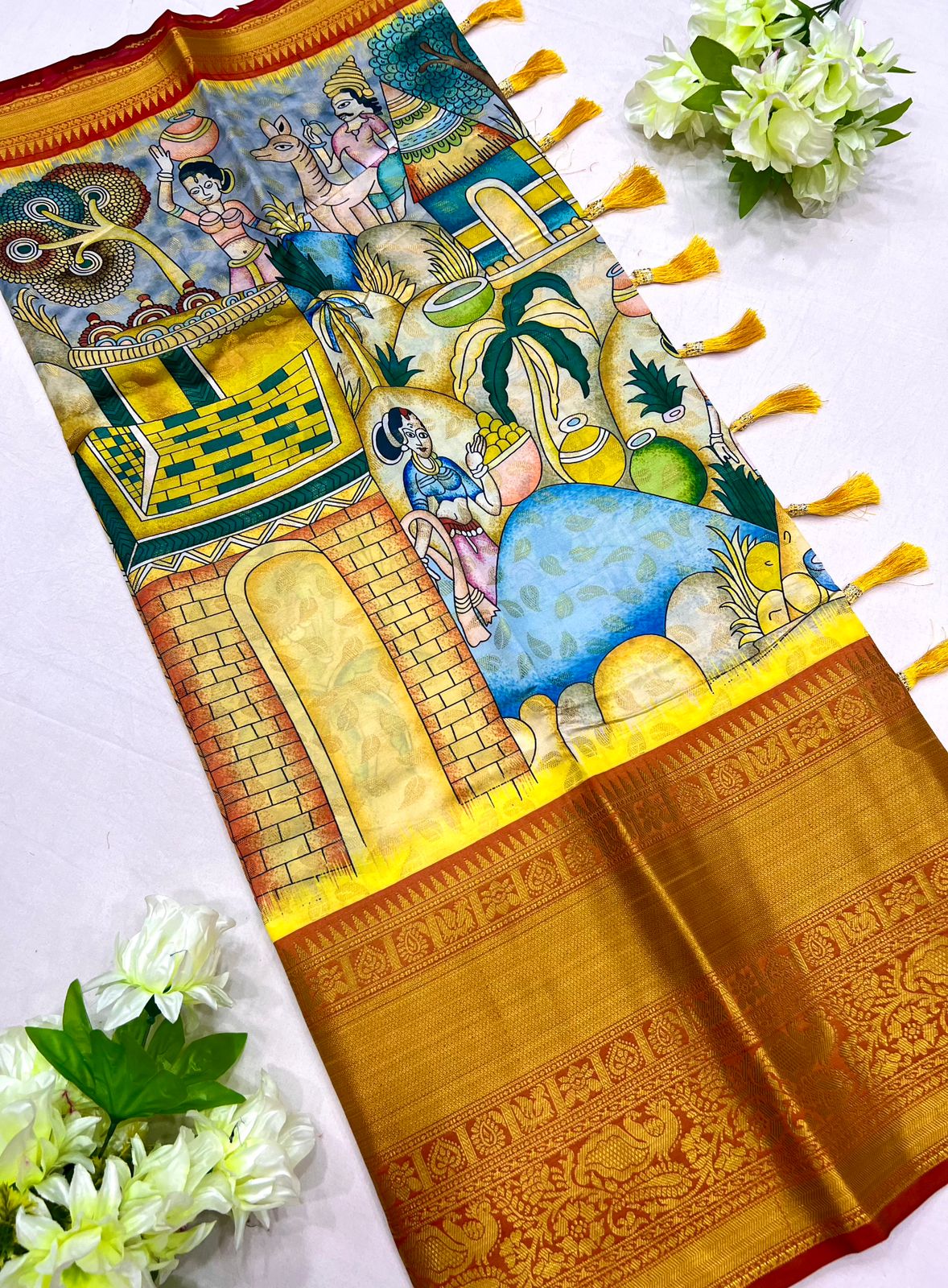 Staring Beige Kalamkari Printed Saree With Stylish Blouse Piece