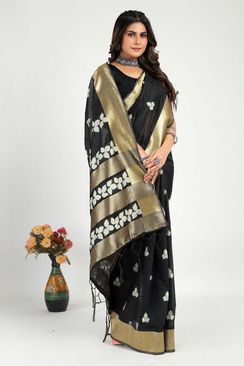 Load image into Gallery viewer, Engrossing Black Cotton Silk Saree With Breathtaking Blouse Piece
