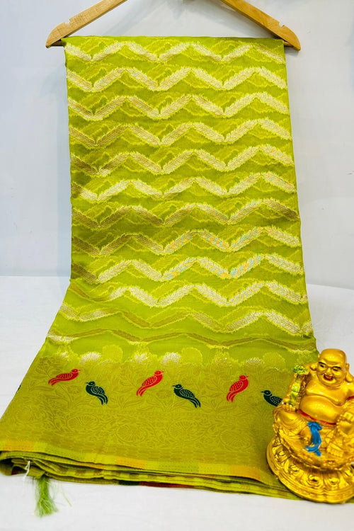 Load image into Gallery viewer, Serendipity Lemon Kanjivaram Silk Saree With Glittering Blouse Piece
