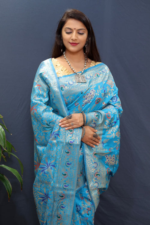 Load image into Gallery viewer, Efflorescence Firozi Soft Banarasi Silk Saree With Chatoyant Blouse Piece
