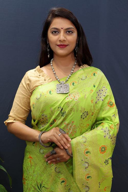 Load image into Gallery viewer, Moiety Parrot Soft Banarasi Silk Saree With Petrichor Blouse Piece
