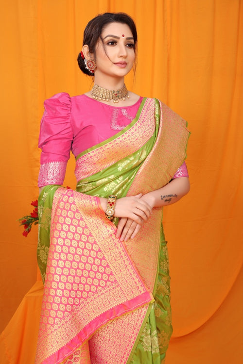 Load image into Gallery viewer, Enchanting Green Kanjivaram Silk With Alluring Blouse Piece
