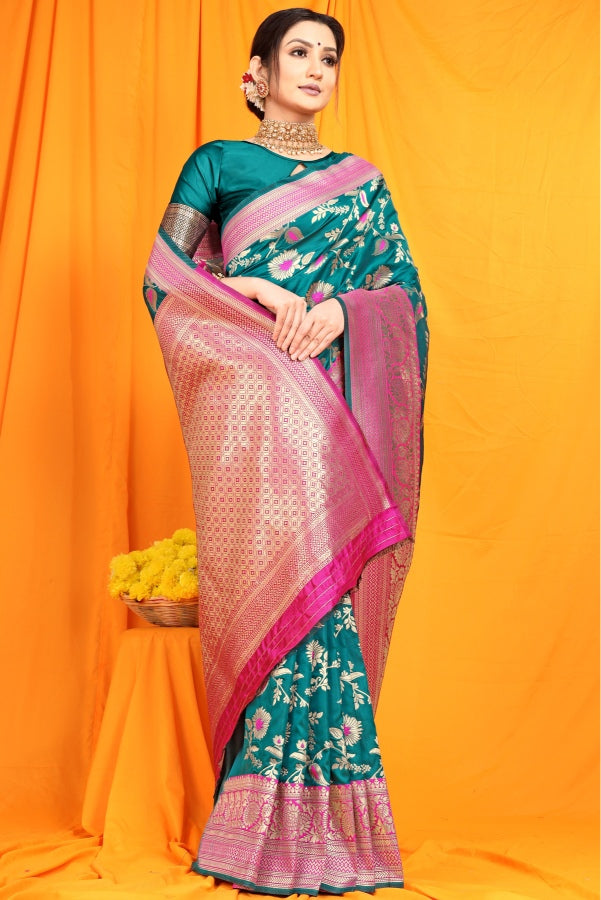 Alluring Rama Kanjivaram Silk With Tremendous Blouse Piece