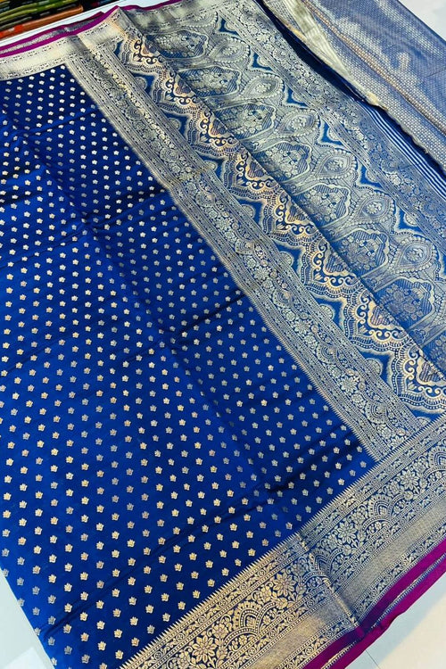 Load image into Gallery viewer, Snappy Navy Blue Soft Banarasi Silk Saree With Smashing Blouse Piece
