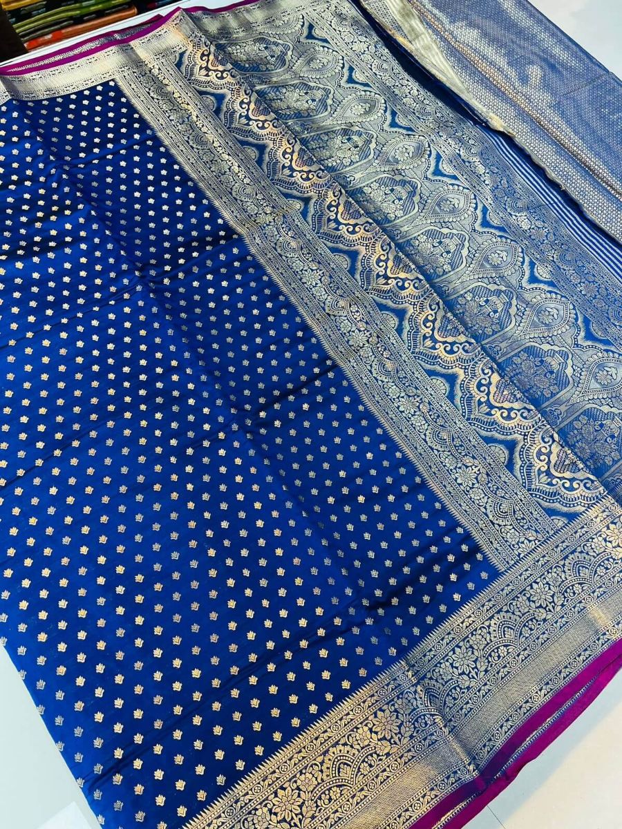 Snappy Navy Blue Soft Banarasi Silk Saree With Smashing Blouse Piece