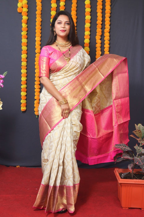 Load image into Gallery viewer, Outstanding Beige Kanjivaram Silk With Extraordinary Blouse Piece
