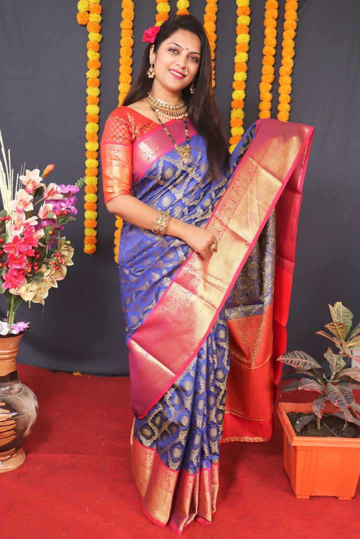 Staring Blue Kanjivaram Silk With Extraordinary Blouse Piece