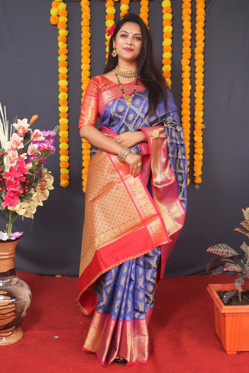 Load image into Gallery viewer, Staring Blue Kanjivaram Silk With Extraordinary Blouse Piece
