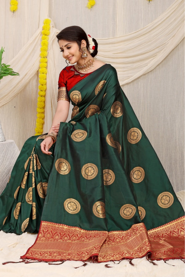 Gleaming Green Kanjivaram Silk Saree and Angelic Blouse Piece