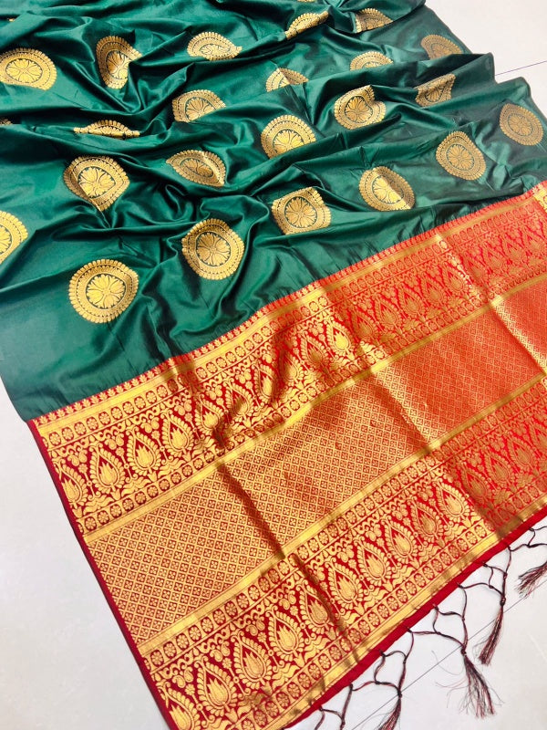 Gleaming Green Kanjivaram Silk Saree and Angelic Blouse Piece