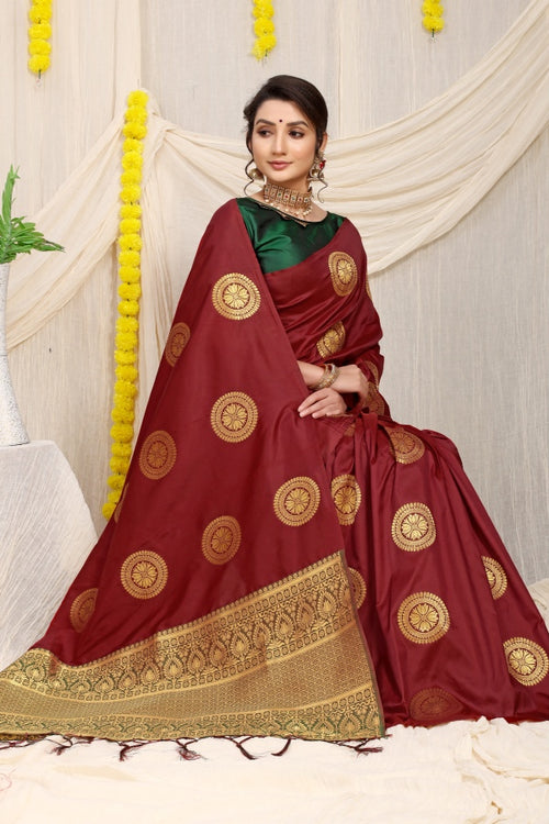 Load image into Gallery viewer, Sensational Maroon Kanjivaram Silk Saree and Angelic Blouse Piece
