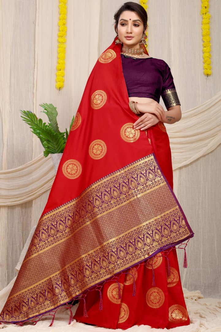 Deserving Red Kanjivaram Silk Saree and Angelic Blouse Piece