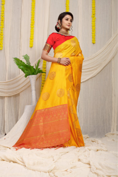 Load image into Gallery viewer, Ethnic Yellow Kanjivaram Silk Saree and Angelic Blouse Piece
