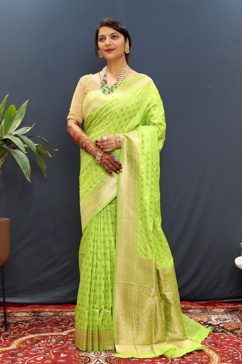 Load image into Gallery viewer, Smashing Parrot Soft Banarasi Silk Saree With Amiable Blouse Piece
