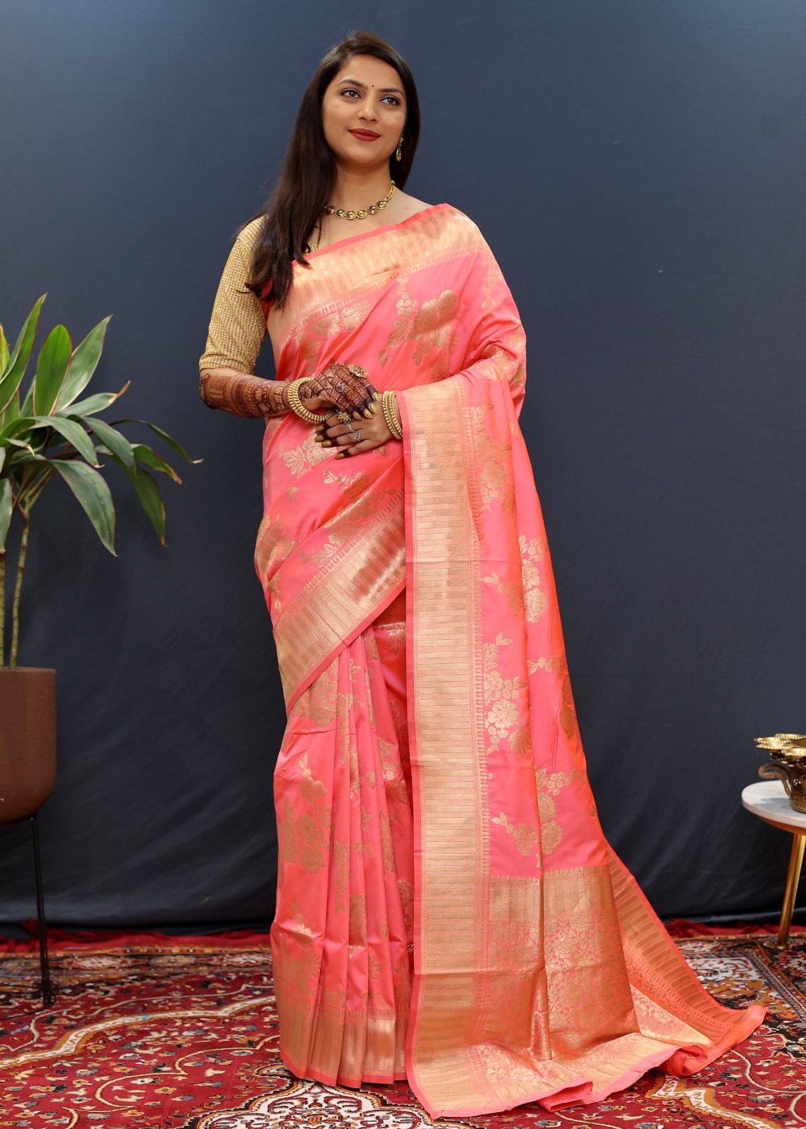 Pleasurable Baby Pink Soft Banarasi Silk Saree With Tantalizing Blouse Piece