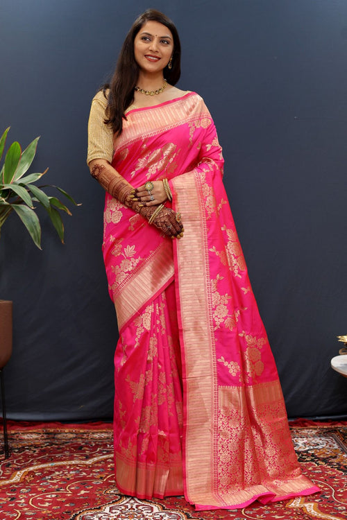 Load image into Gallery viewer, Propinquity Dark Pink Soft Banarasi Silk Saree With Ineffable Blouse Piece
