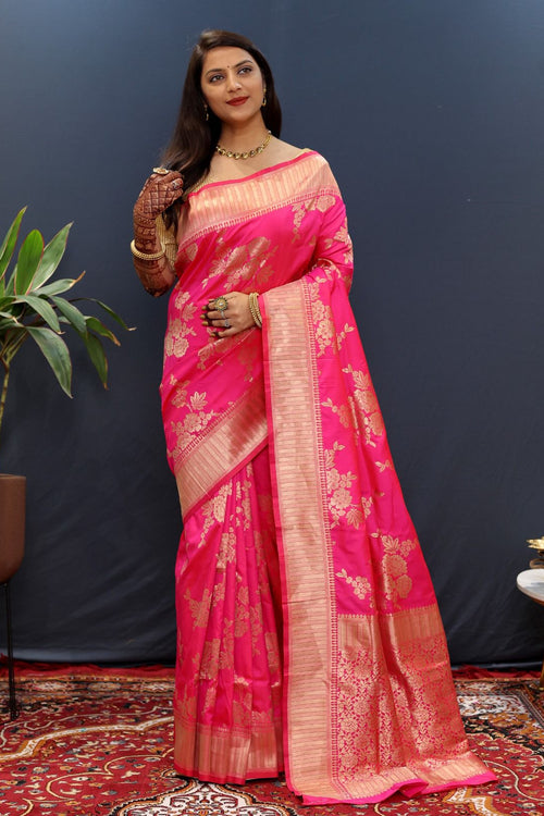 Load image into Gallery viewer, Propinquity Dark Pink Soft Banarasi Silk Saree With Ineffable Blouse Piece
