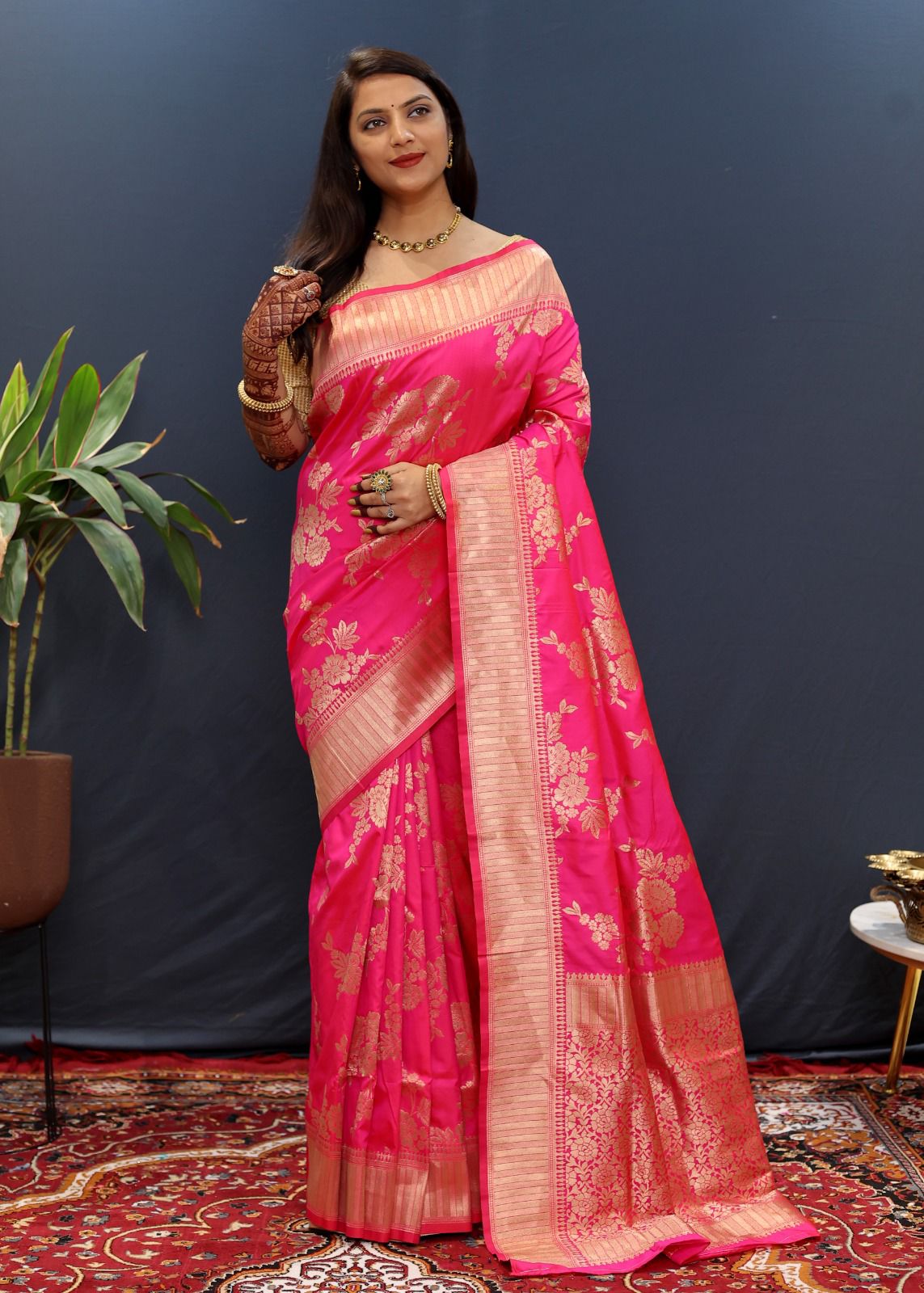 Propinquity Dark Pink Soft Banarasi Silk Saree With Ineffable Blouse Piece