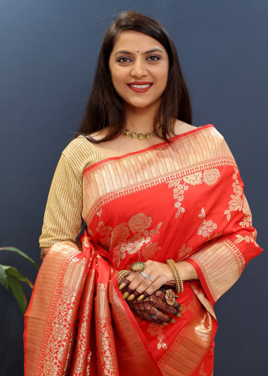 Assemblage Red Soft Banarasi Silk Saree With Exquisite Blouse Piece