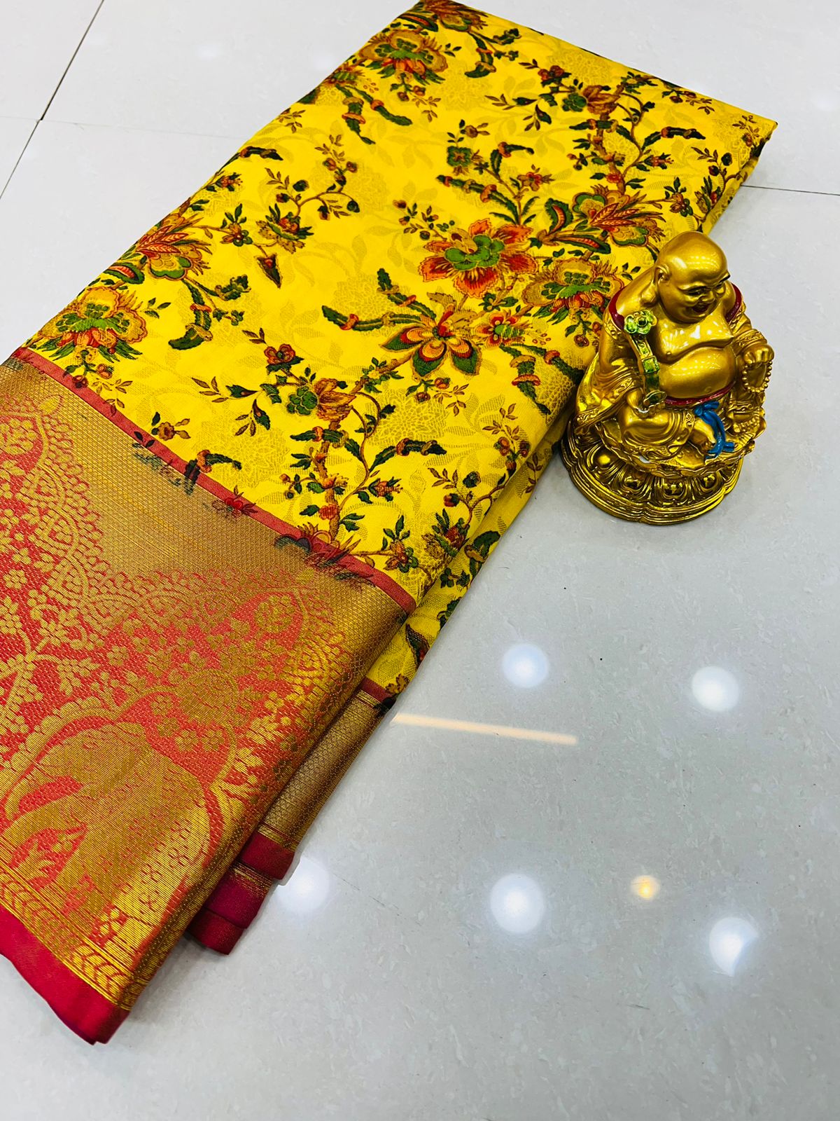 Vestigial Yellow Kanjivaram Silk with Denouement Blouse Piece