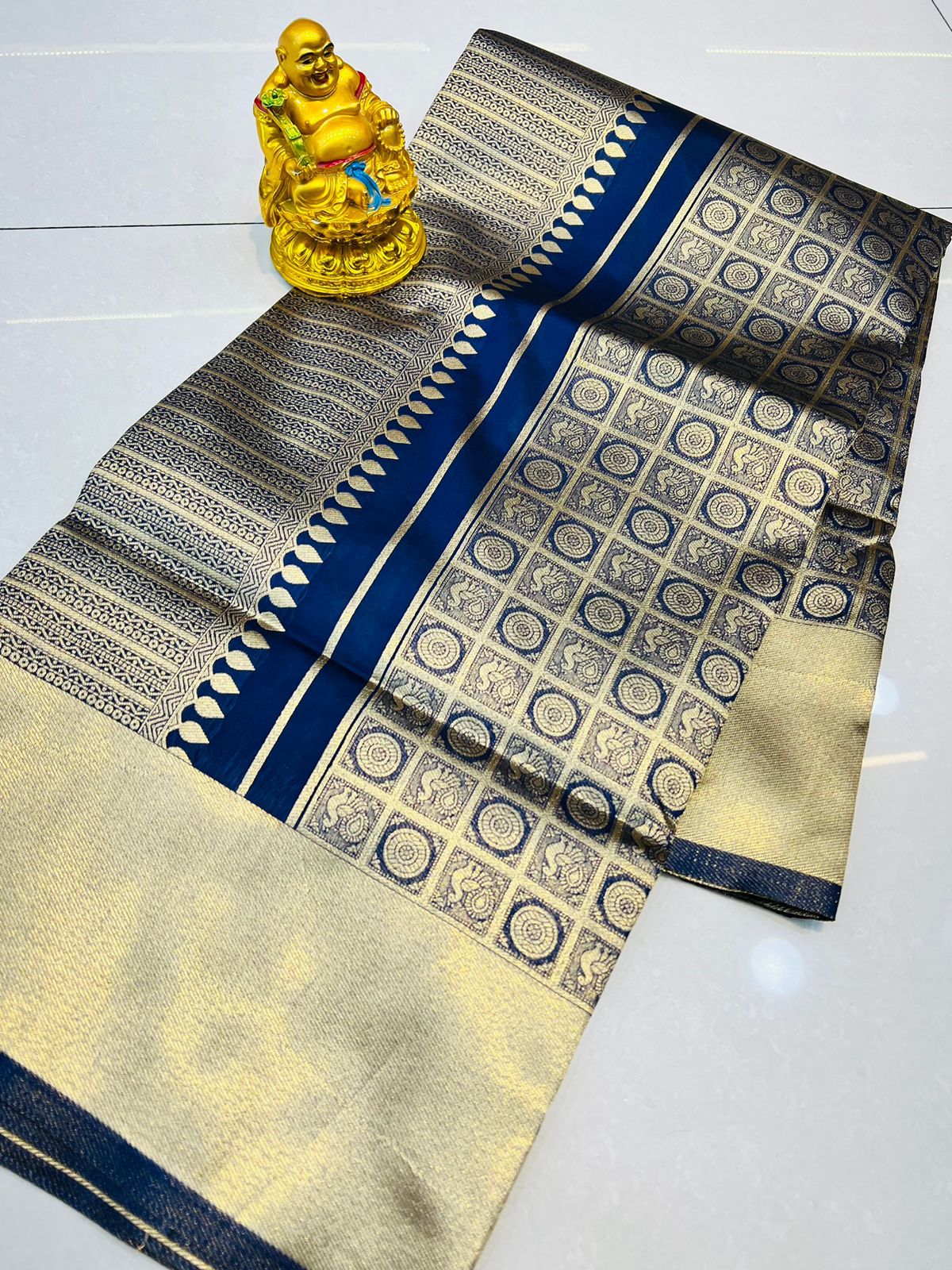 Surreptitious Navy Blue Kanjivaram Silk With Incredible Blouse Piece