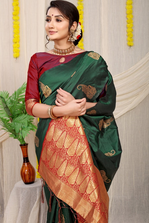 Load image into Gallery viewer, Stunning Dark Green Banarasi Silk With Marvellous Blouse Piece
