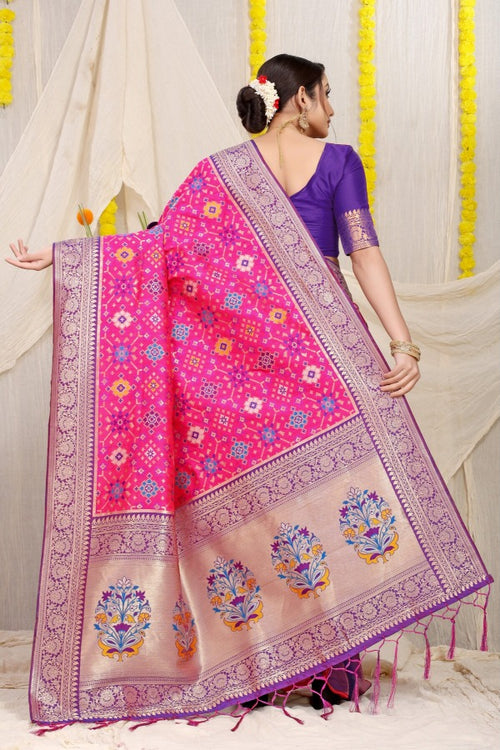 Load image into Gallery viewer, Wonderful Dark Pink Soft Patola Silk Saree with Demanding Blouse Piece
