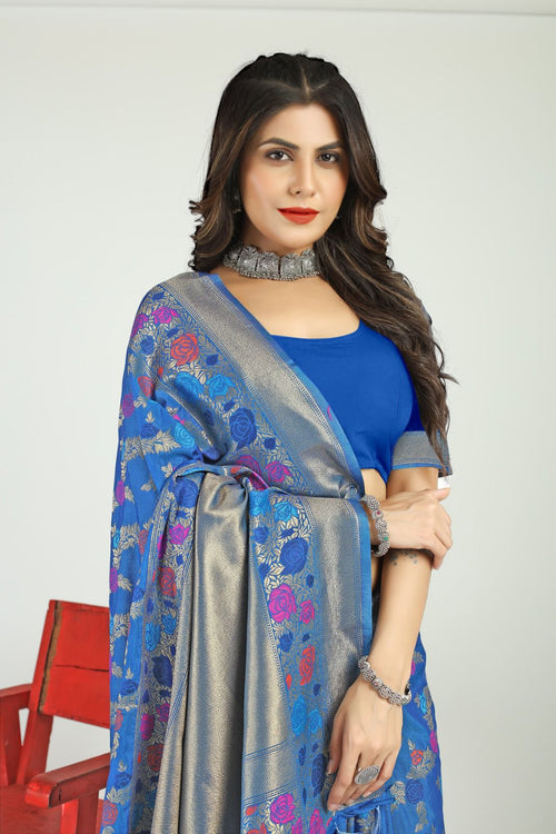 Load image into Gallery viewer, Trendy Blue Linen Silk Saree With Precious Blouse Piece
