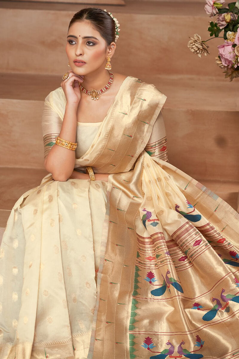 Intricate Beige Paithani Silk Saree With Smart Blouse Piece