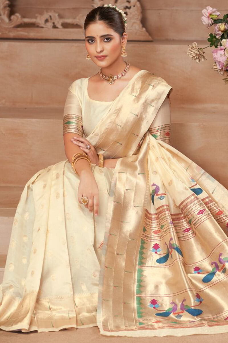 Intricate Beige Paithani Silk Saree With Smart Blouse Piece