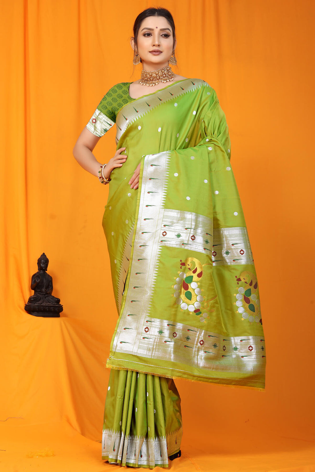 Fragrant Green Paithani Silk Saree With Woebegone Blouse Piece