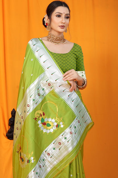 Fragrant Green Paithani Silk Saree With Woebegone Blouse Piece