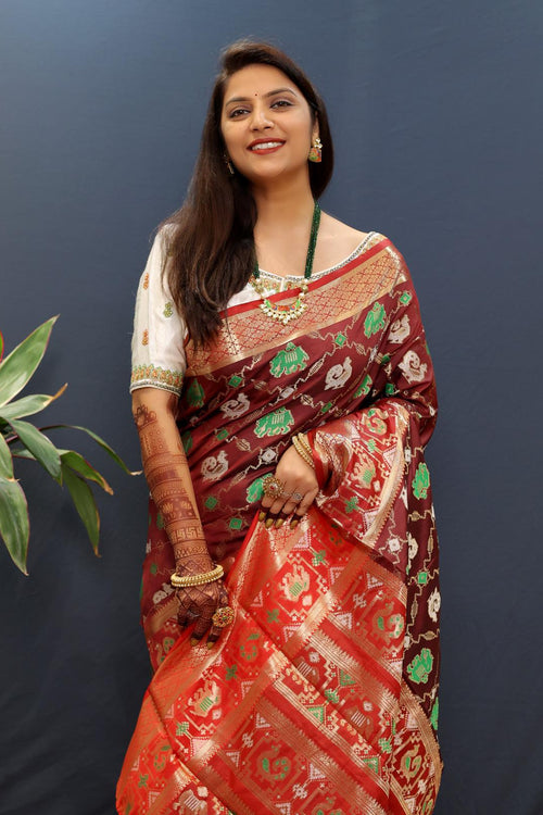 Load image into Gallery viewer, Imbrication Wine Patola Silk Saree with Glamorous Blouse Piece
