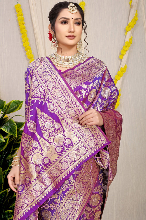 Load image into Gallery viewer, Stylish Purple Soft Banarasi Silk Saree With Nemesis Blouse Piece
