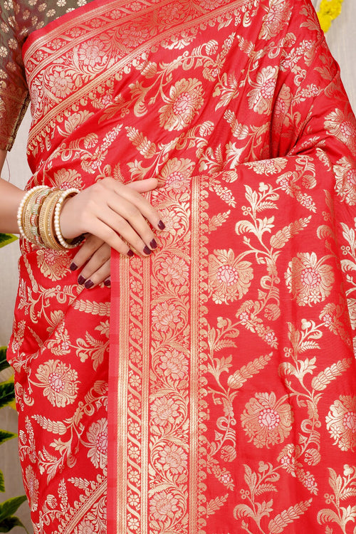 Load image into Gallery viewer, Eye-catching Red Soft Banarasi Silk Saree With Nemesis Blouse Piece
