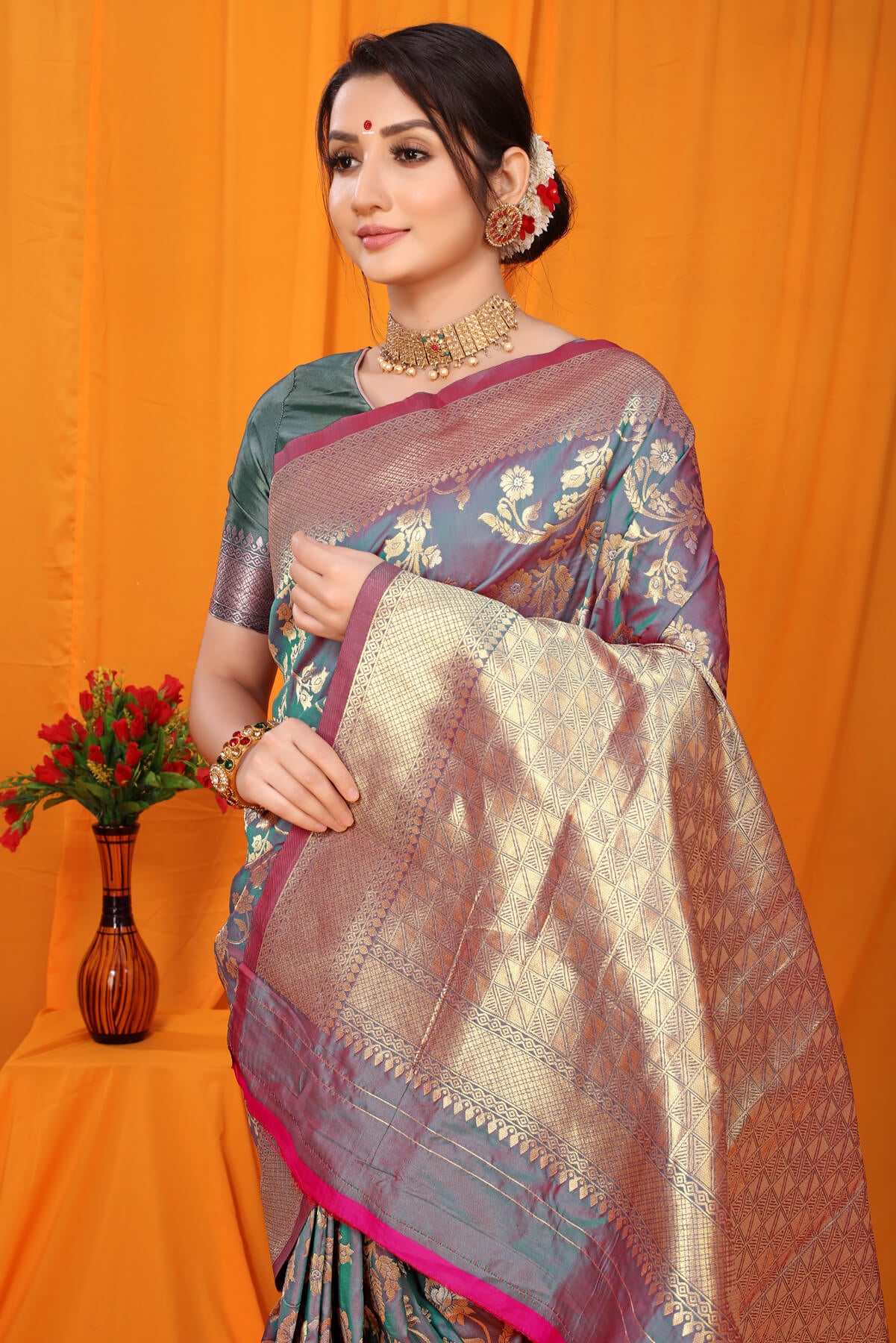 Capricious Rama Kanjivaram Silk With Scintilla Blouse Piece